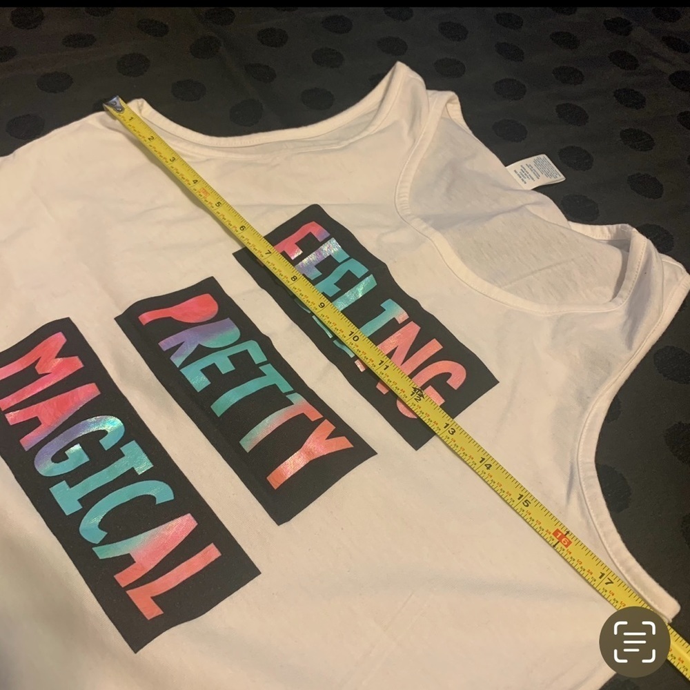Feeling Magical Graphic Tank - Picture 6 of 7